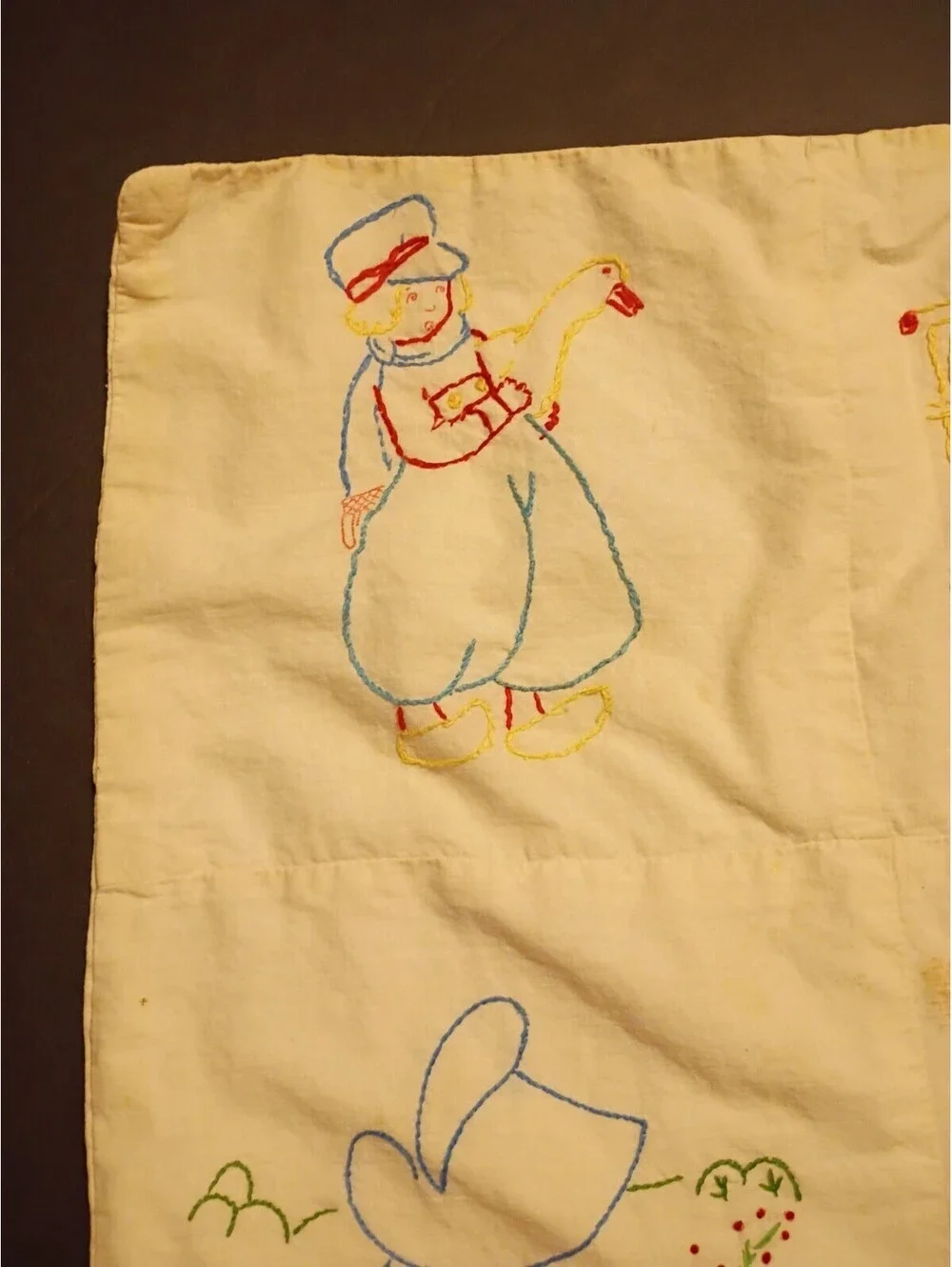 Vintage 50s Handmade Embroidered Baby Doll Quilt Blanket 23x15